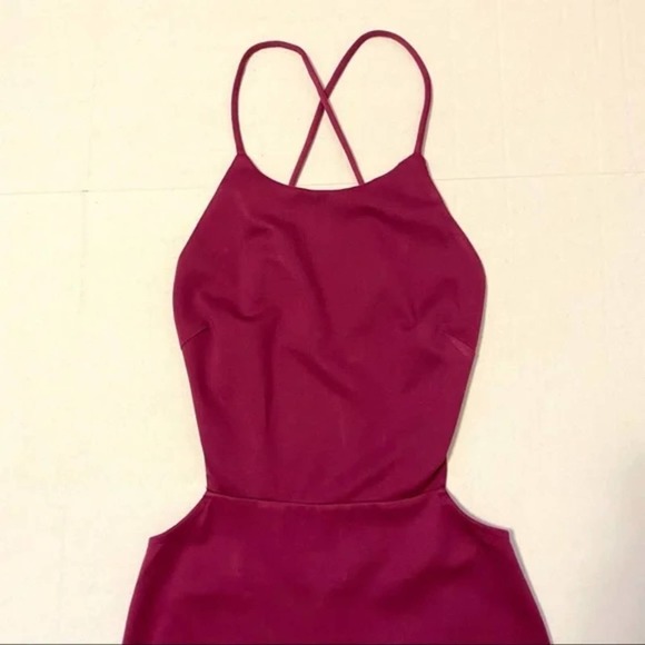 Lulus True Passion Magenta Cutout Bodycon Midi Dress size medium new!!! - Picture 4 of 13